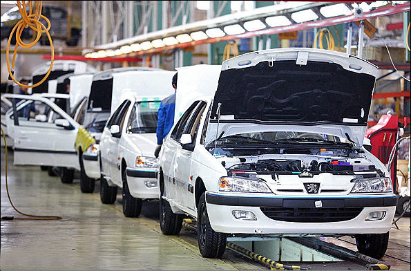 فروش خودروسازان ۴۱درصد کاهش یافت
